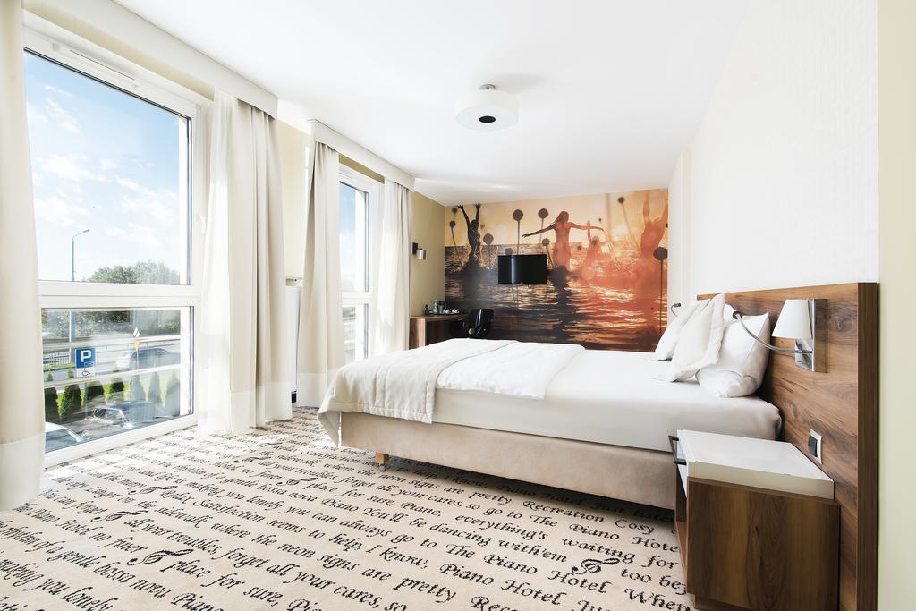 Hotel Piano Λούμπλιν Εξωτερικό φωτογραφία